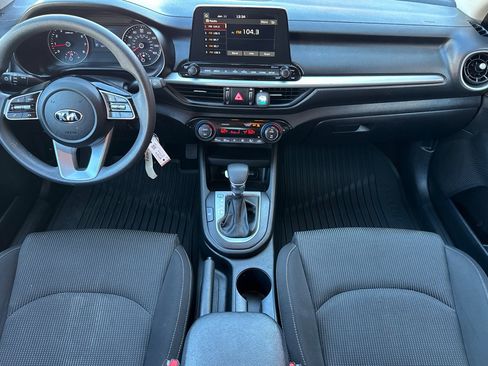 Used 2019 Kia Forte LXS image 4