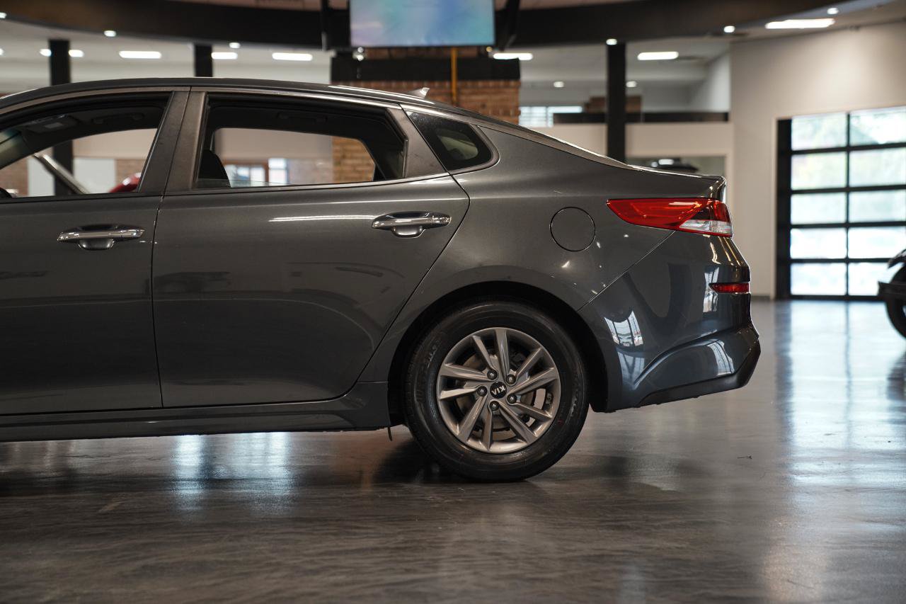 Used 2020 Kia Optima LX FWD image 8