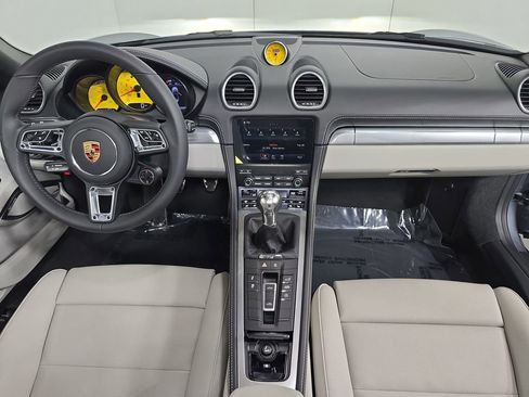 Used 2025 Porsche 718 Boxster GTS image 13