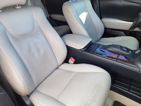 Used 2013 Lexus RX 450h FWD image 18