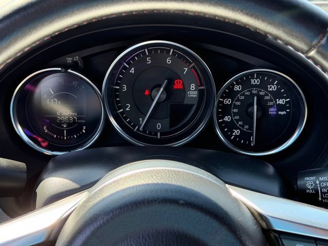 Used 2016 MAZDA MX-5 Miata Club RWD image 15