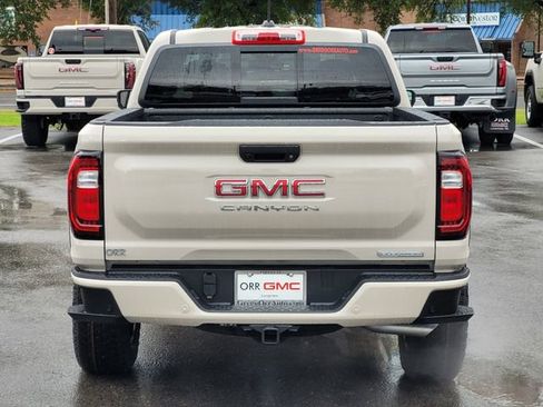New 2026 GMC Canyon Elevation w/ Convenience Package image 5