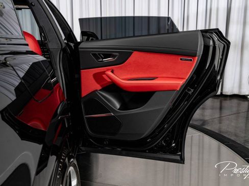 Used 2025 Audi RS Q8 performance image 55