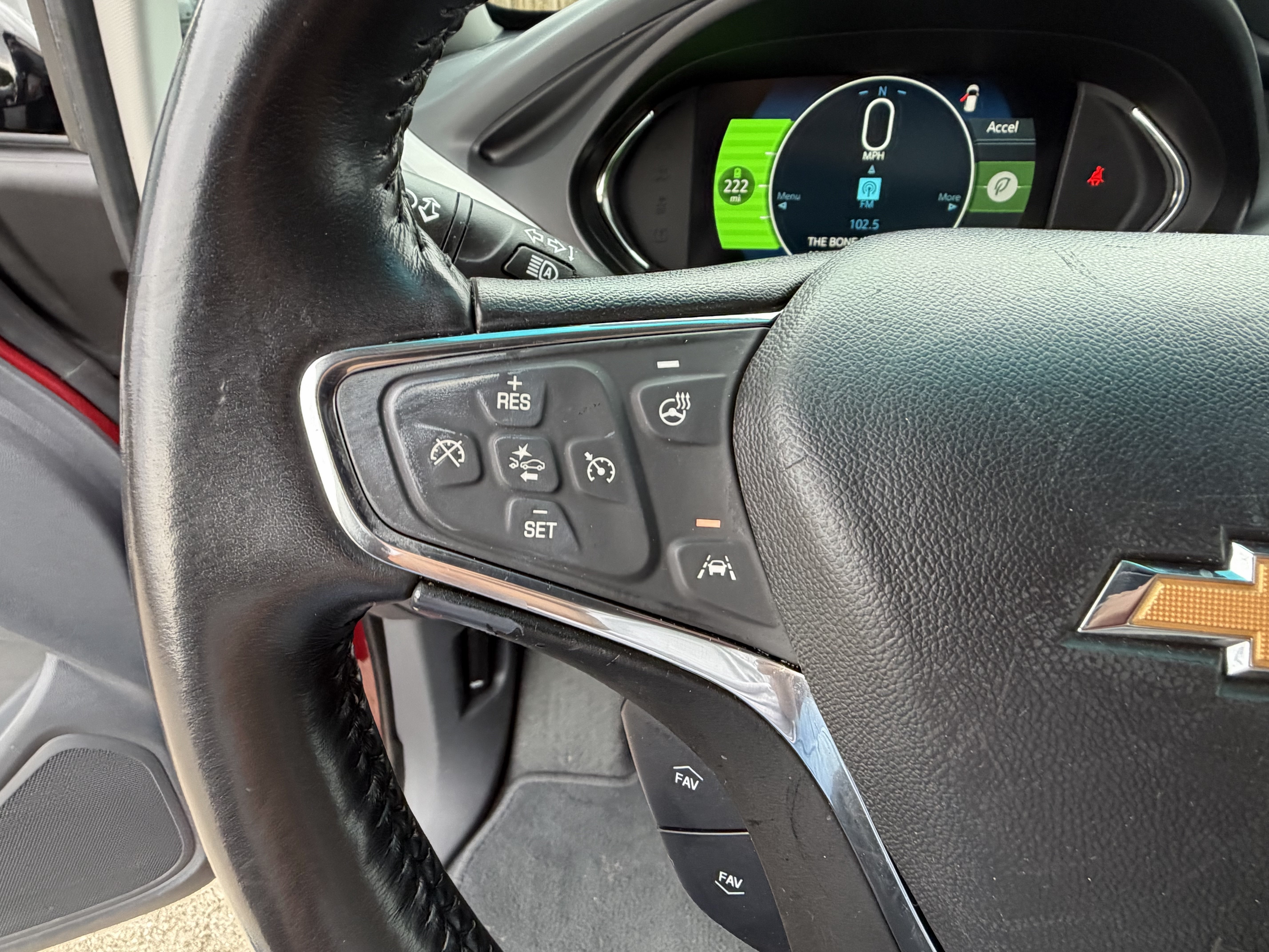 Used 2021 Chevrolet Bolt LT FWD image 29