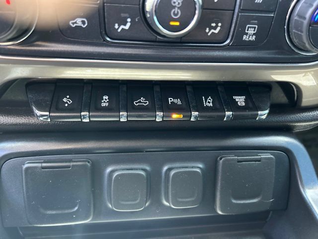Used 2019 Chevrolet Silverado 2500 High Country w/ Duramax Plus Package AWD/4WD image 23