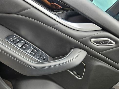 Used 2019 Maserati Levante GranSport AWD/4WD image 25