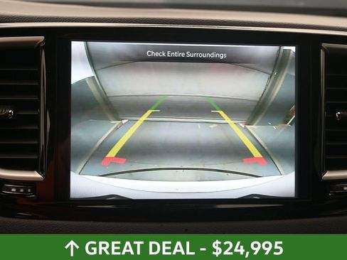 Used 2025 Chrysler Pacifica Select FWD image 31