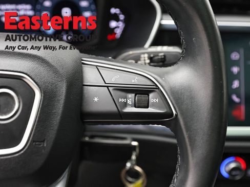 Used 2022 Audi Q3 2.0T Premium Plus image 16