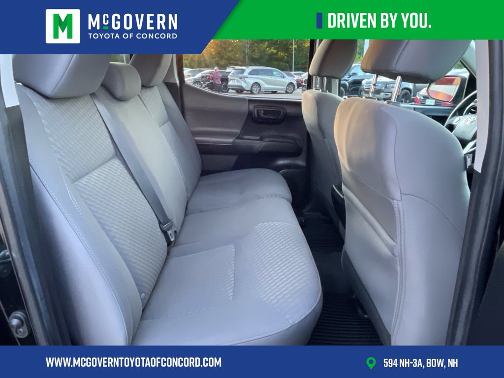 Used 2022 Toyota Tacoma SR AWD/4WD image 29