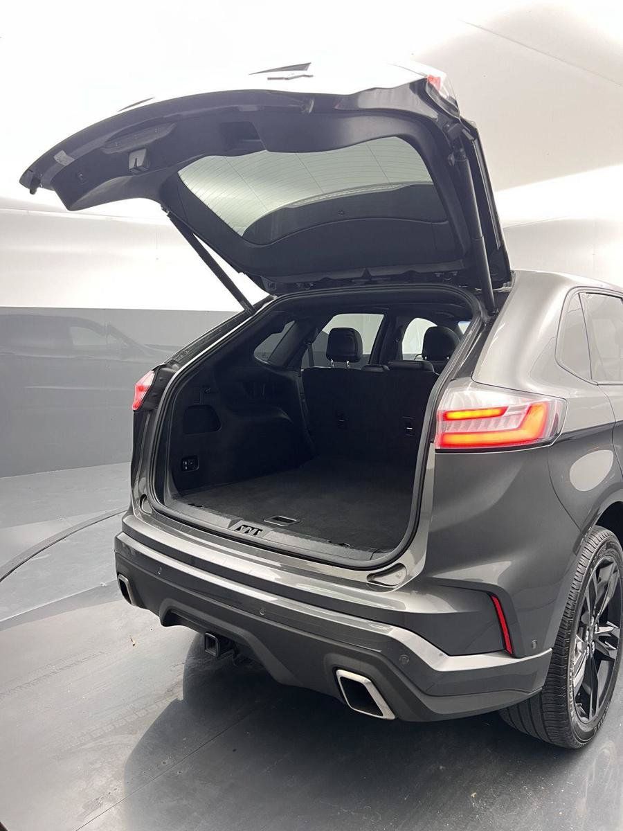 Used 2019 Ford Edge ST w/ Equipment Group 401A AWD/4WD image 25