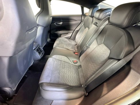 Used 2023 Audi e-tron GT Premium Plus image 22