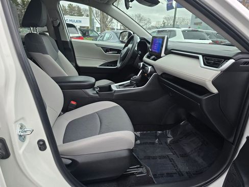 Used 2023 Toyota RAV4 XLE image 11