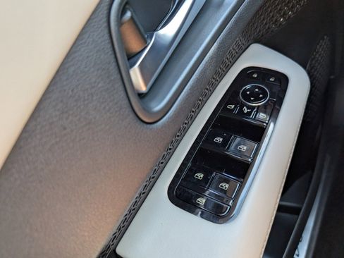 Certified 2023 Nissan Ariya EVOLVE+ image 33