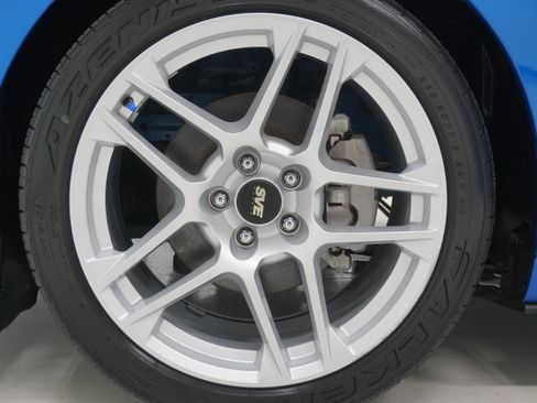 Used 2021 Ford Mustang Premium w/ Equipment Group 201A RWD image 29