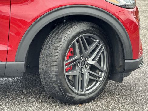 Used 2025 Ford Explorer ST w/ Sun And Sound Package image 12