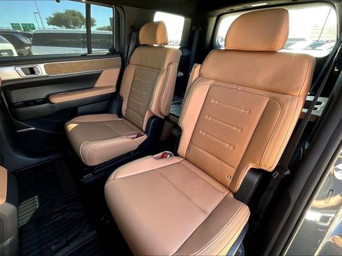 Used 2026 Hyundai Santa Fe Calligraphy image 26