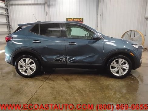 Used 2025 Buick Encore GX Preferred w/ Comfort Package image 2