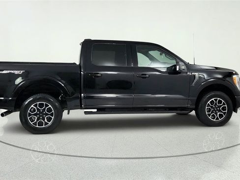 Used 2022 Ford F150 XLT w/ Equipment Group 302A High AWD/4WD image 9