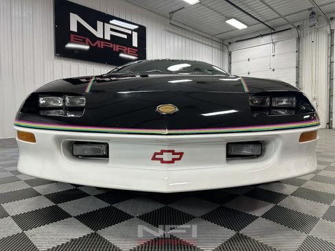 Used 1993 Chevrolet Camaro Z28 RWD image 14