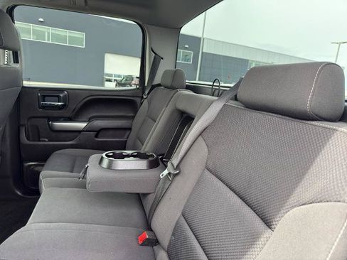 Used 2018 Chevrolet Silverado 1500 LT AWD/4WD image 36