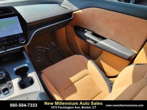 Used 2023 Lexus RZ 450e Premium image 15