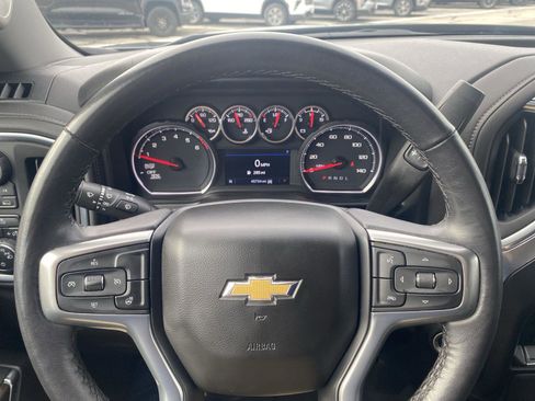 Used 2022 Chevrolet Silverado 1500 LT image 29