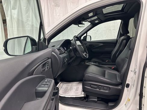 Used 2023 Honda Passport EX-L image 10