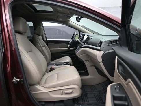 Used 2019 Honda Odyssey EX-L image 24