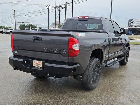 Used 2019 Toyota Tundra SR5 AWD/4WD image 7