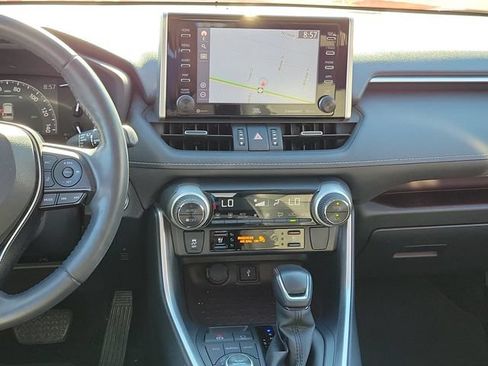 Used 2020 Toyota RAV4 Limited w/ Limited Grade Weather Package AWD/4WD image 8