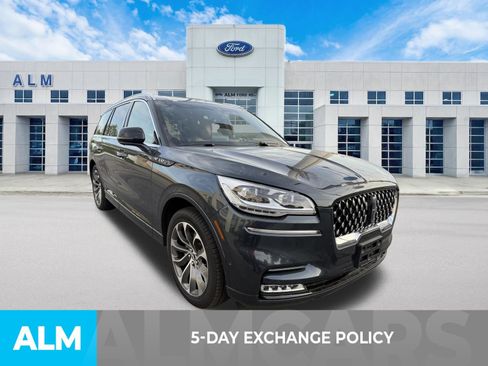 Used 2023 Lincoln Aviator Grand Touring w/ Equipment Group 301A AWD/4WD image 3