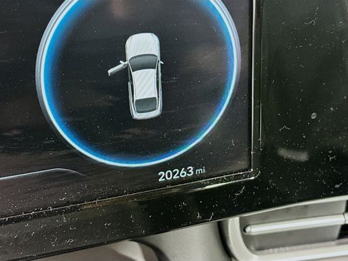 Used 2022 Hyundai Elantra SEL w/ Convenience Package image 19