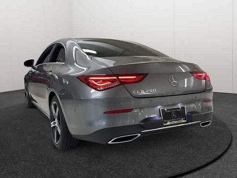Used 2021 Mercedes-Benz CLA 250 image 5