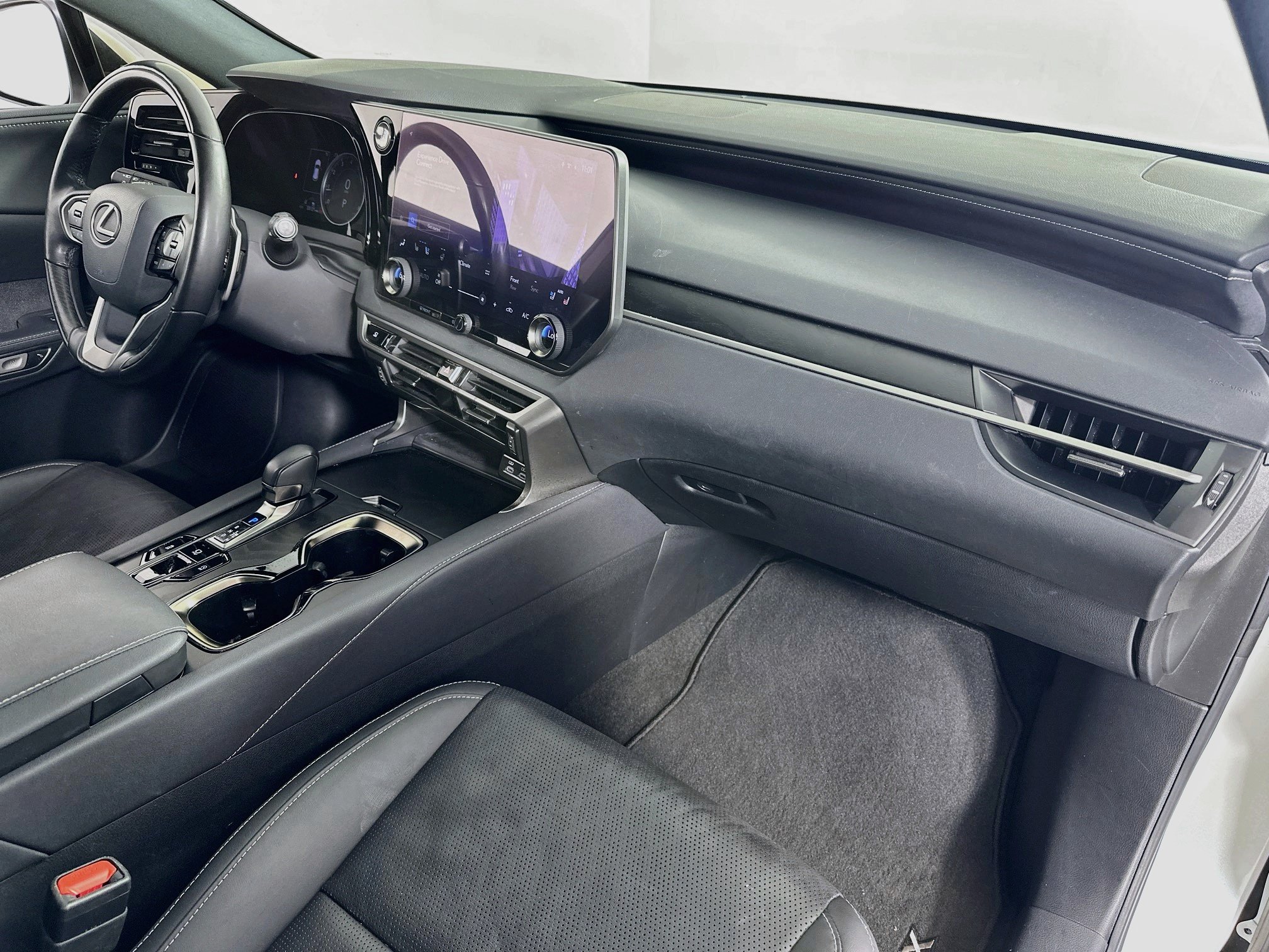 Used 2023 Lexus RX 350 Premium Plus w/ Cold Area Package FWD image 29