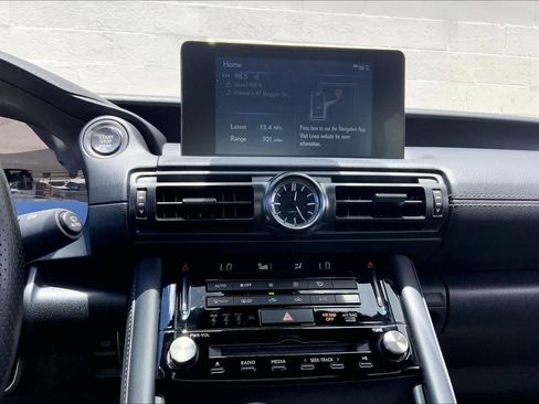 Used 2023 Lexus IS 500 RWD image 34