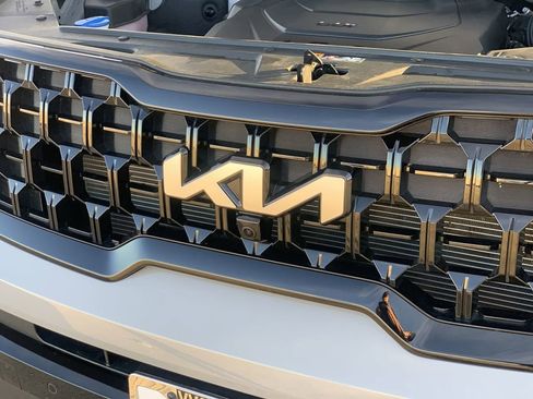 Used 2024 Kia Telluride SX X-Line image 29