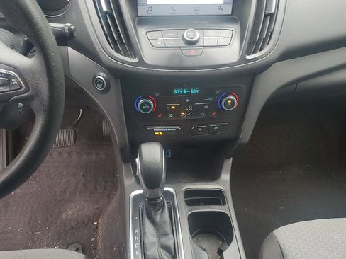 Used 2019 Ford Escape SE FWD image 13