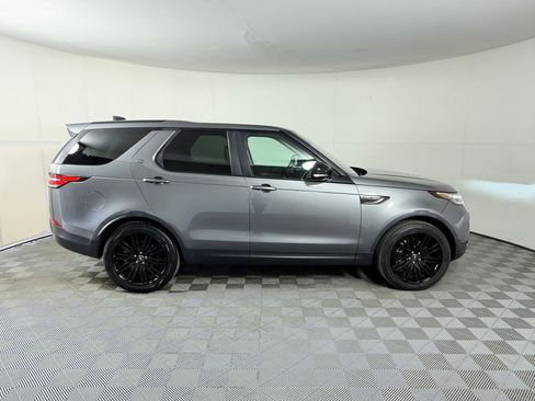 Used 2018 Land Rover Discovery HSE AWD/4WD image 8