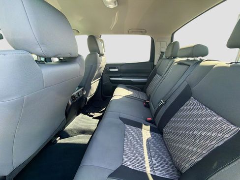 Used 2021 Toyota Tundra SR5 w/ SR5 Upgrade Package AWD/4WD image 23