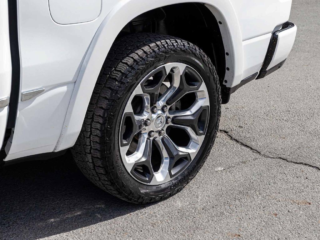 Used 2024 RAM 1500 Limited AWD/4WD image 8