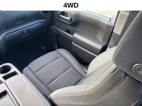 Used 2023 Chevrolet Silverado 1500 Custom Trail Boss AWD/4WD image 15