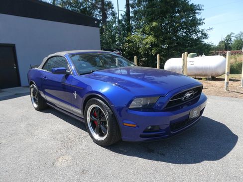 Used 2014 Ford Mustang Premium w/ Equipment Group 202A RWD image 3