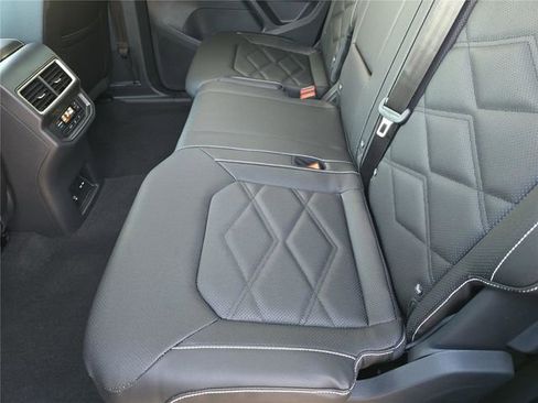 New 2026 Volkswagen Atlas SE FWD image 13