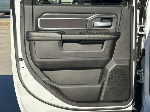 Used 2025 RAM 2500 Lone Star image 18
