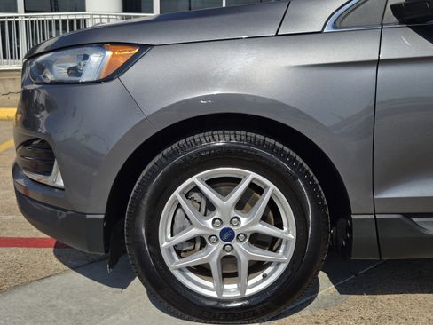 Used 2021 Ford Edge SEL image 5