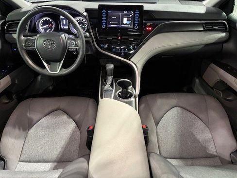 Used 2022 Toyota Camry LE image 18