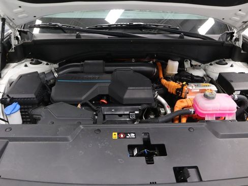 Used 2025 Hyundai Santa Fe SEL FWD image 31