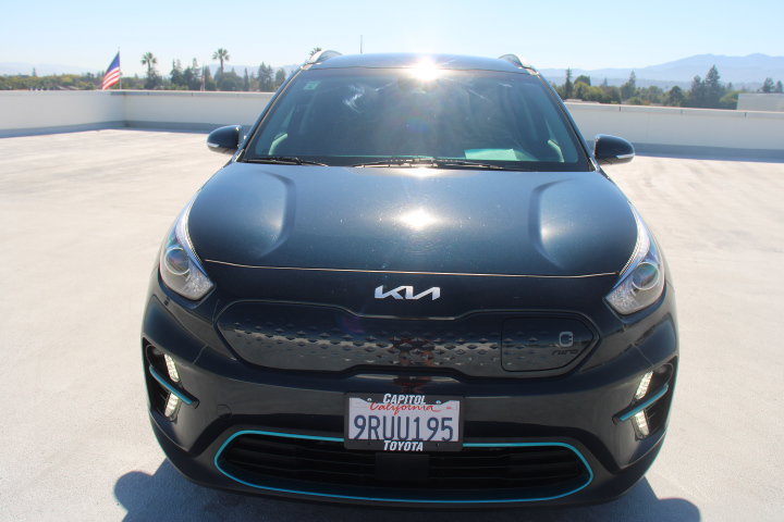 Used 2022 Kia Niro EX FWD image 7