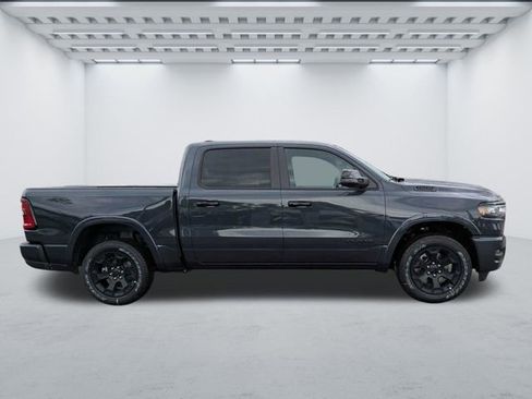 New 2026 RAM 1500 4x4 Crew Cab image 3