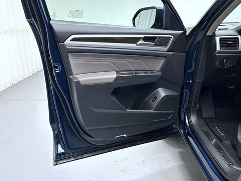 Used 2023 Volkswagen Atlas SE image 9